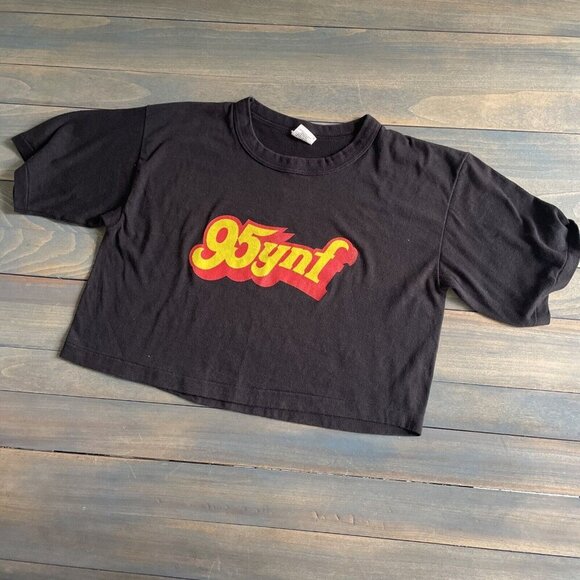 VINTAGE 80s 95ynf Tampa Bay Rock Radio Station Promo Crop Top Shirt Size L (U5) - Picture 1 of 7